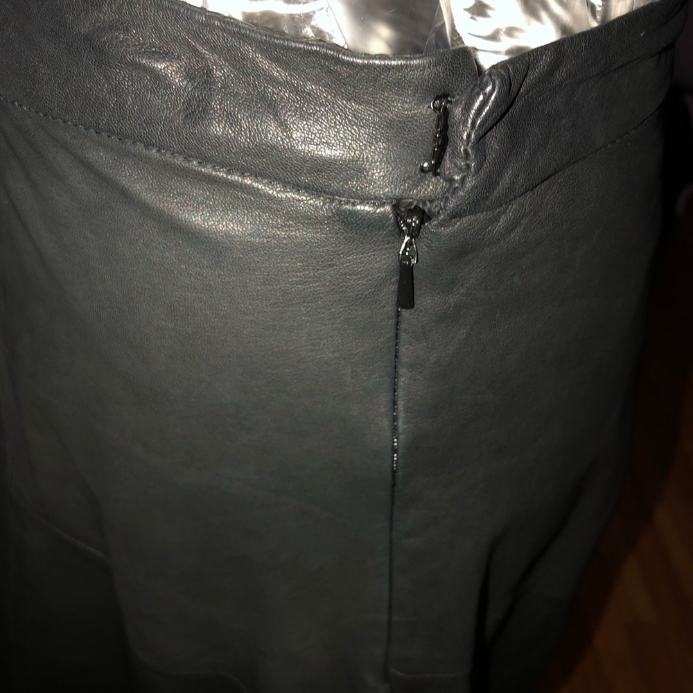 WYETH by TODD MAGILL fits size 10 black ultra soft leather circle skirt - Picture 9 of 14